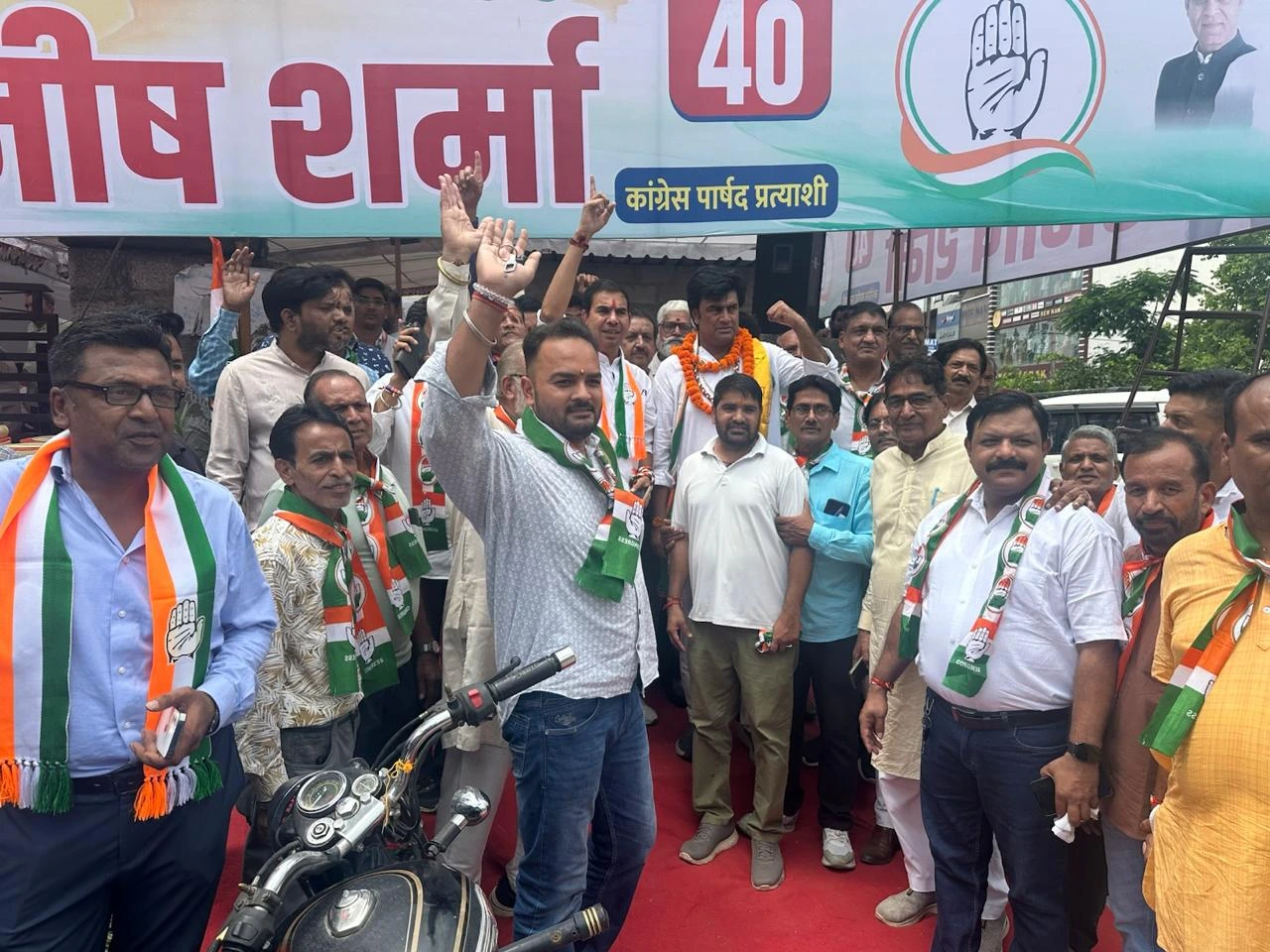 कांग्रेस प्रत्याशी मनीष शर्मा का चुनावी कार्यालय उद्घाटन