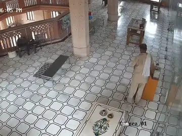 दमोह के जैन मंदिर में हुई चोरी