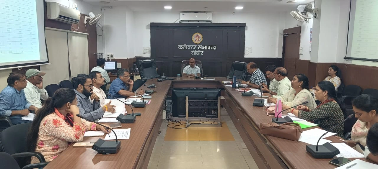 खाद-बीज की उपलब्धता और खाद्य पदार्थों की गुणवत्ता पर कलेक्टर ने कसा शिकंजा