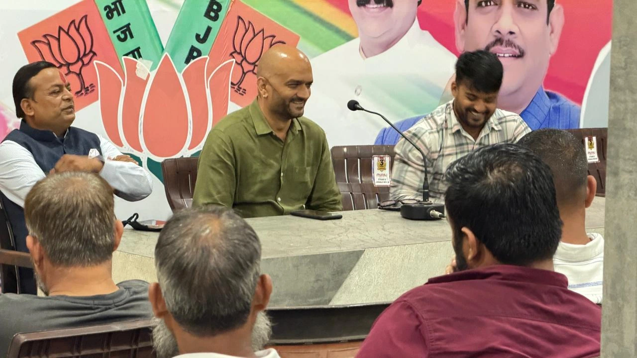 युवाओं की समस्याओं के निराकरण के लिए आगामी युवा सम्मेलन का आयोजन किया जाएगा