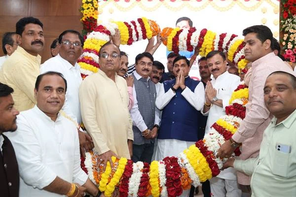 मुख्यमंत्री यादव ने कहा, प्रदेश के अनेक नगरों से राजधानी तक पहुंचना हुआ सुगम