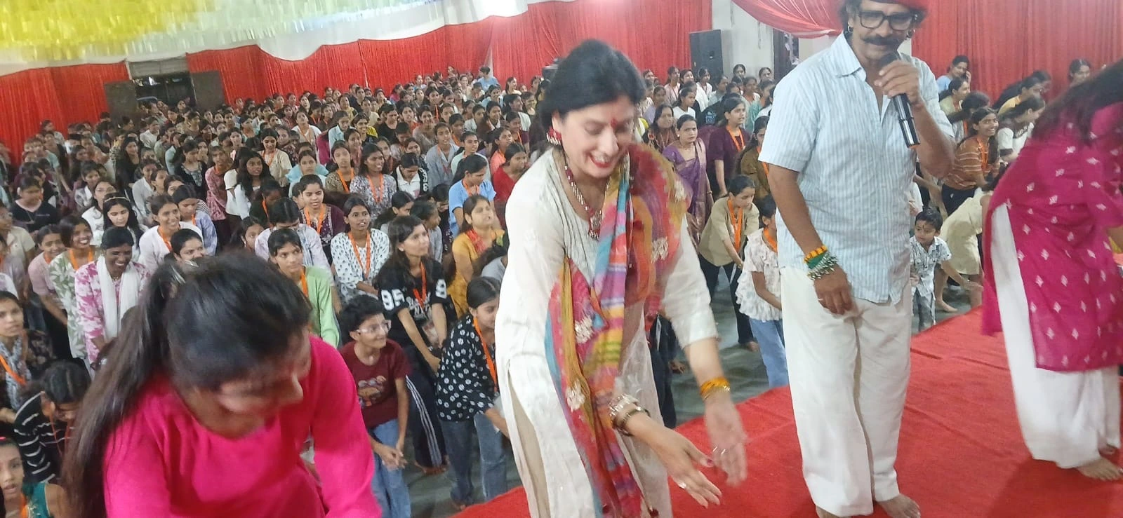 विधायक ने बदलवाया प्रैक्टिस हाल
